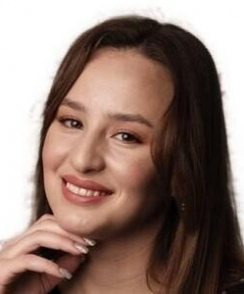 Низамова Айсылу Ленаровна стоматолог