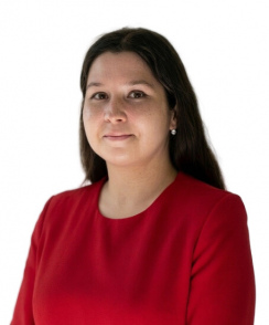 Гайнутдинова Аделина Рустемовна терапевт