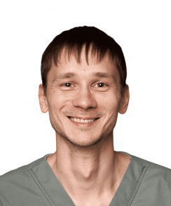 Шакиров Булат Фаритович стоматолог-хирург